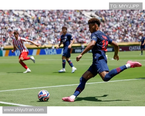 巴黎圣日耳曼大胜马竞红牌事件引发赛后热议与反思