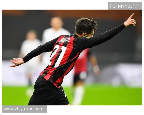 欧联杯精彩对决里昂3-0战胜AC米兰帽子戏法点燃全场激情