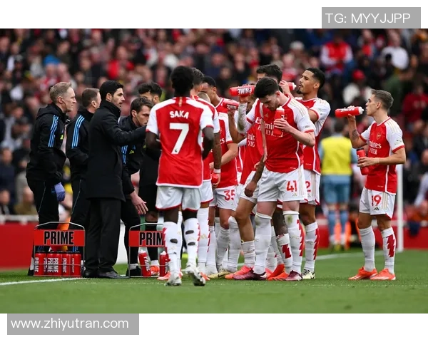 德甲焦点战阿森纳大胜巴萨帽子戏法点燃全场热情与转会传闻交织