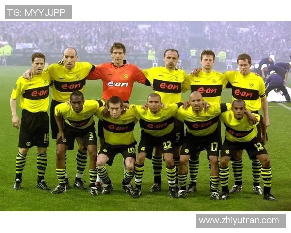 友谊赛精彩对决波尔图与多特蒙德战成平局引发全场热烈反响