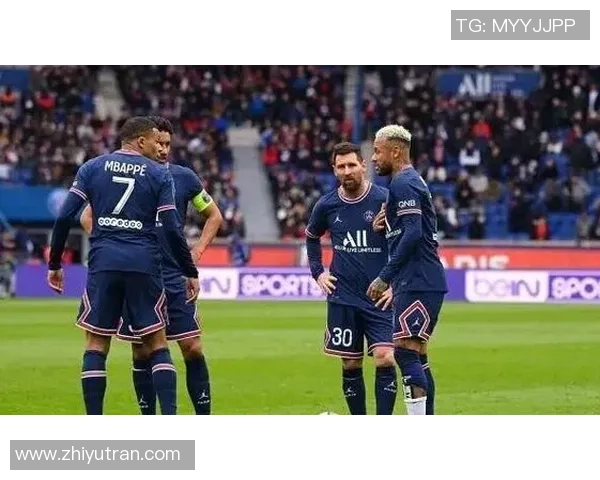 中超精彩对决拜仁与巴黎圣日耳曼战成平局帽子戏法引发全场狂欢