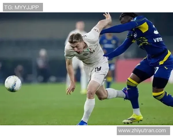 那不勒斯逆转里昂上演惊天大戏球员帽子戏法引爆全场激情 那不勒斯逆转里昂上演惊天大戏球员帽子戏法引爆全场激情